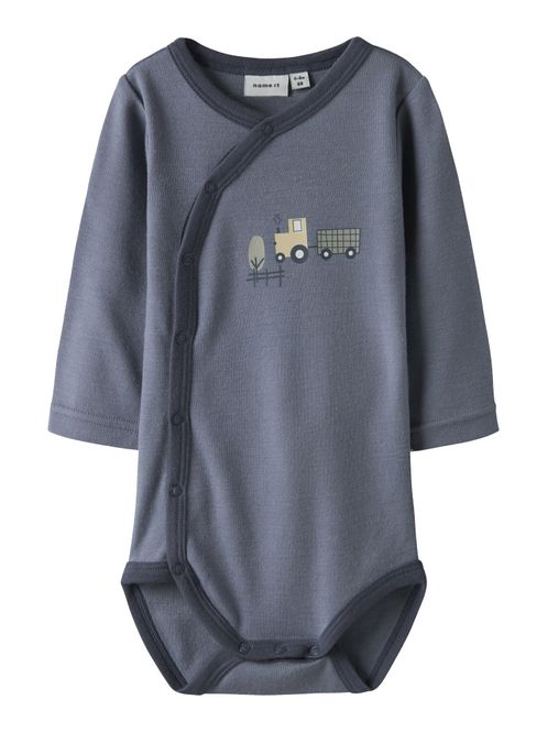 Hovedbilde Nbmwillit blågrå ull omslagsbody m/ traktor